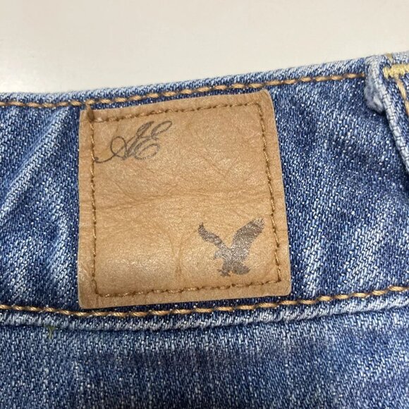 AEO American Eagle Cutoff Denim Distressed Shorts Size 4 - Picture 3 of 16